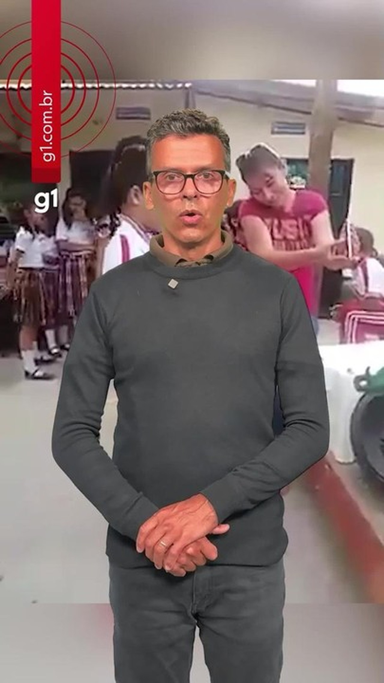 É #FAKE que vídeo de alunos posando com merenda e devolvendo sem comer seja  na Venezuela