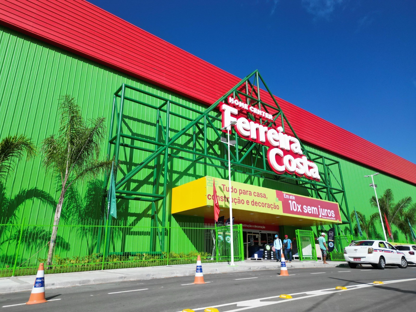 Home center abre mais de 100 vagas temporárias de emprego em Salvador; veja funções disponíveis