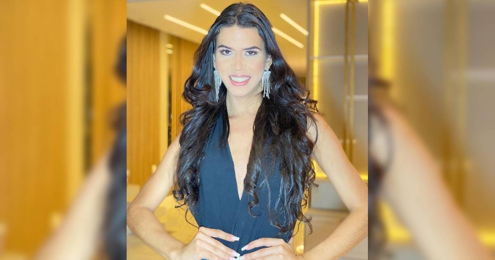 Emanuelly Farias foi a primeira mulher trans a concorrer no Miss Ipu — Foto: Reprodução