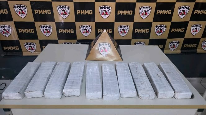 Adolescente é apreendida com 10 barras de maconha ao desembarcar de ônibus que seguia de Uberlândia para Janaúba