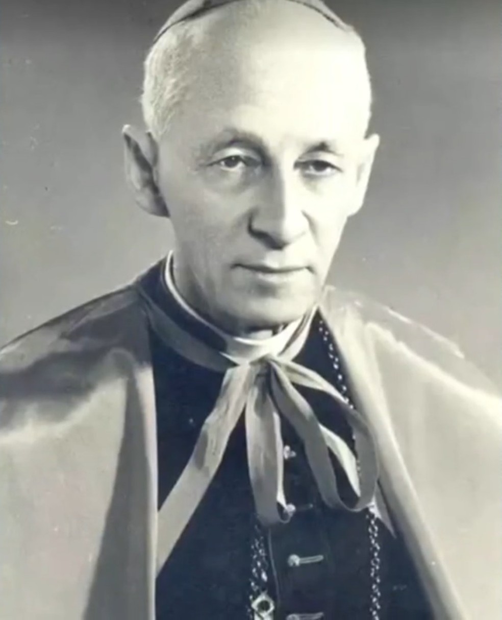 Dom Carlos Carmelo de Vasconcelos Motta — Foto: Acervo Santuário Nacional