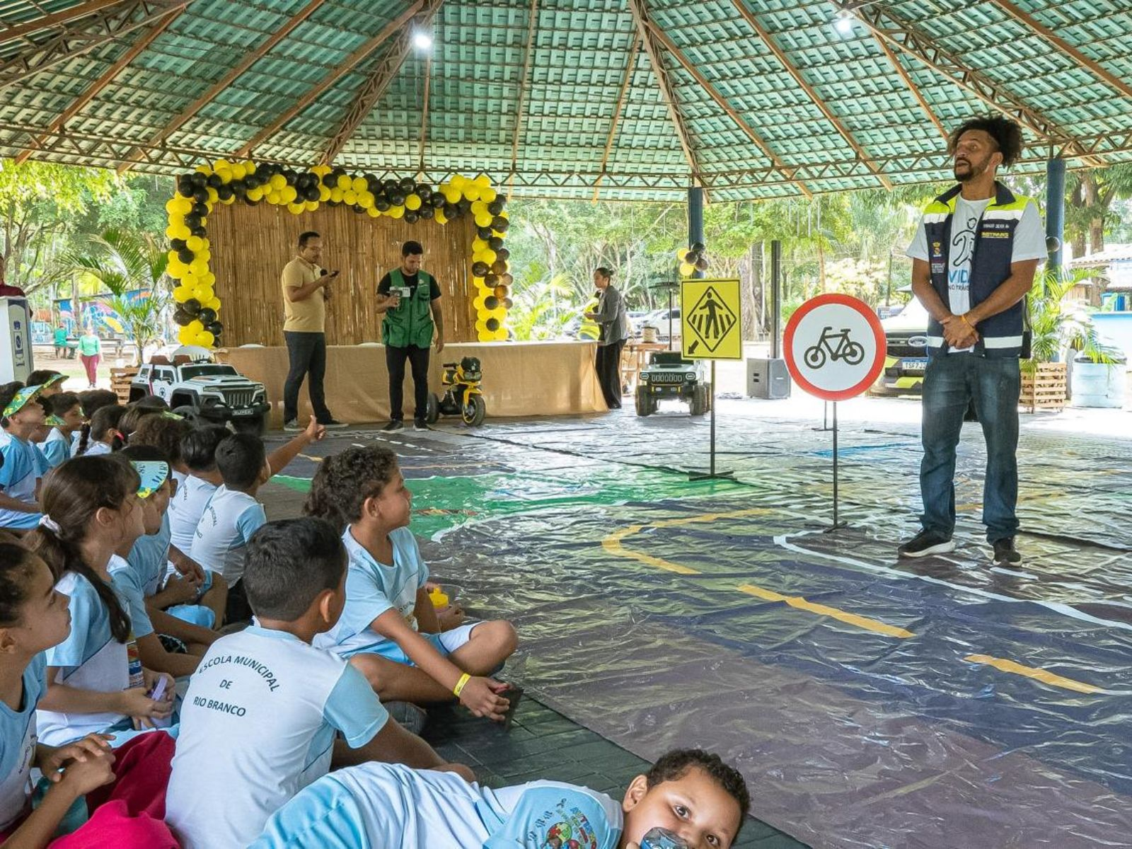Campanha Maio Amarelo tem ações de conscientização no trânsito; Acre soma 20 mortes em 4 meses 