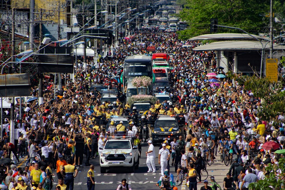 Traslado para Ananindeua — Foto: Beatriz Reis