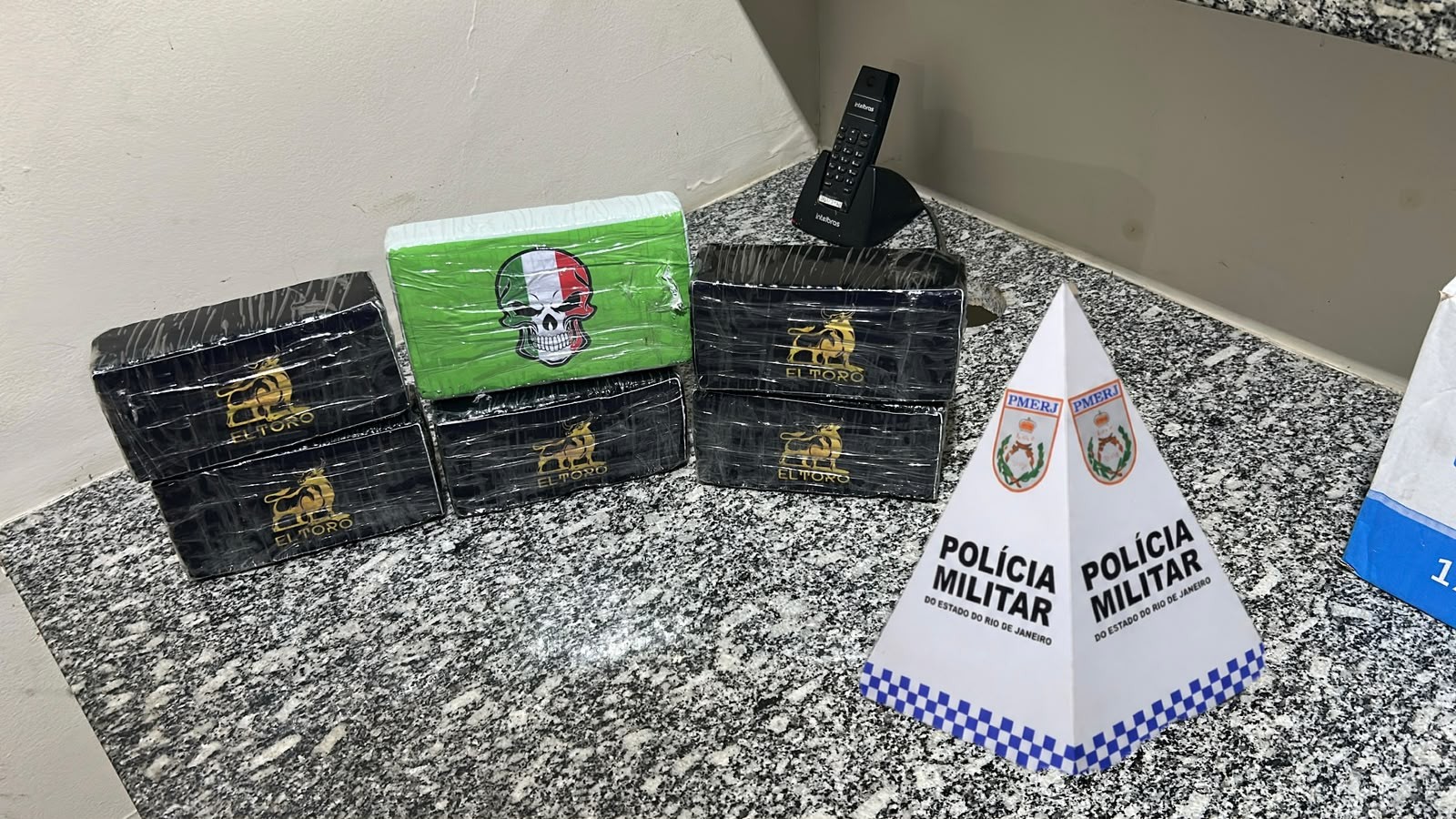 Polícia apreende quase 6 kg de cocaína e prende dois suspeitos em Itaocara