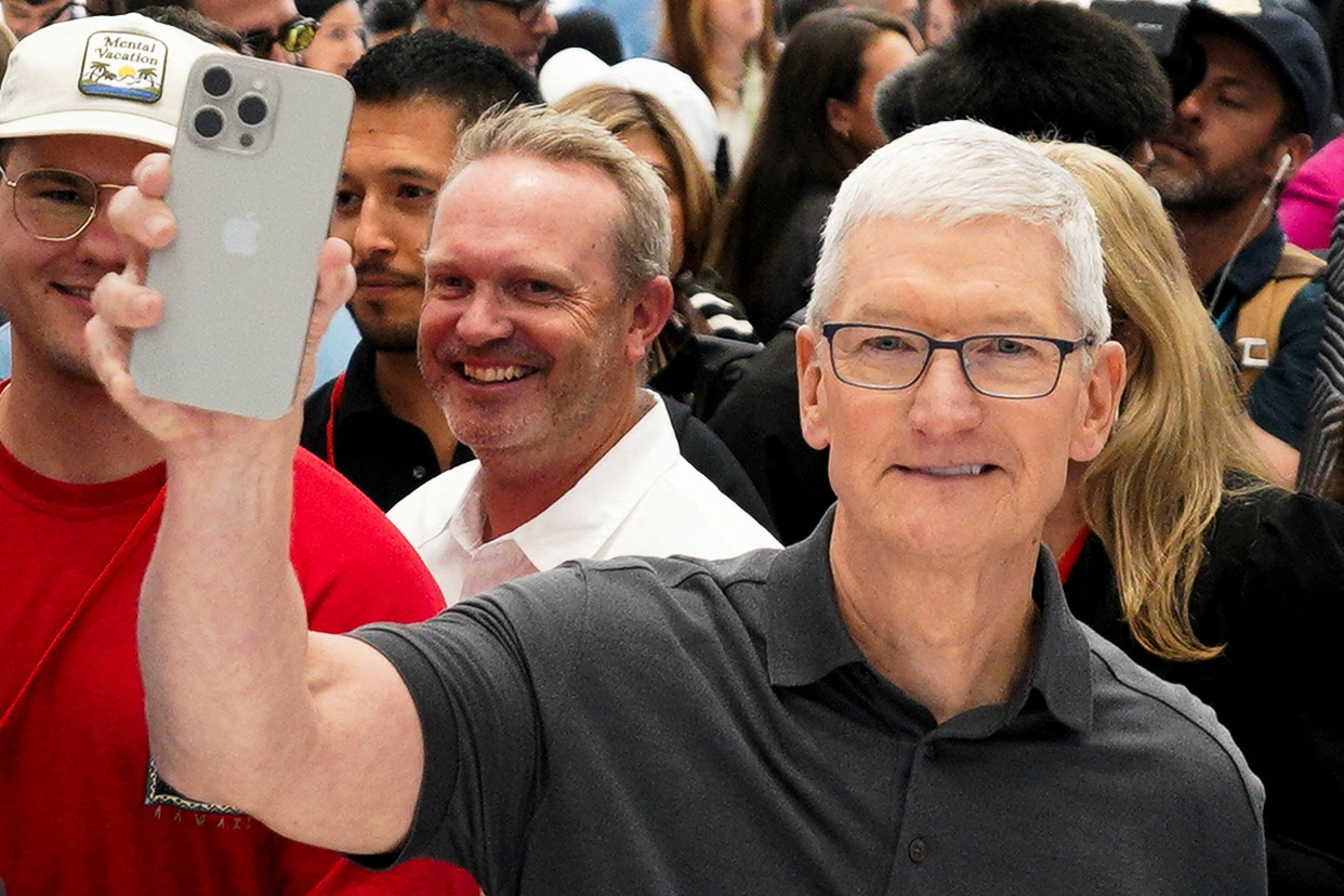 Maioria dos iPhones vendidos nos EUA virá da Índia, diz CEO da Apple