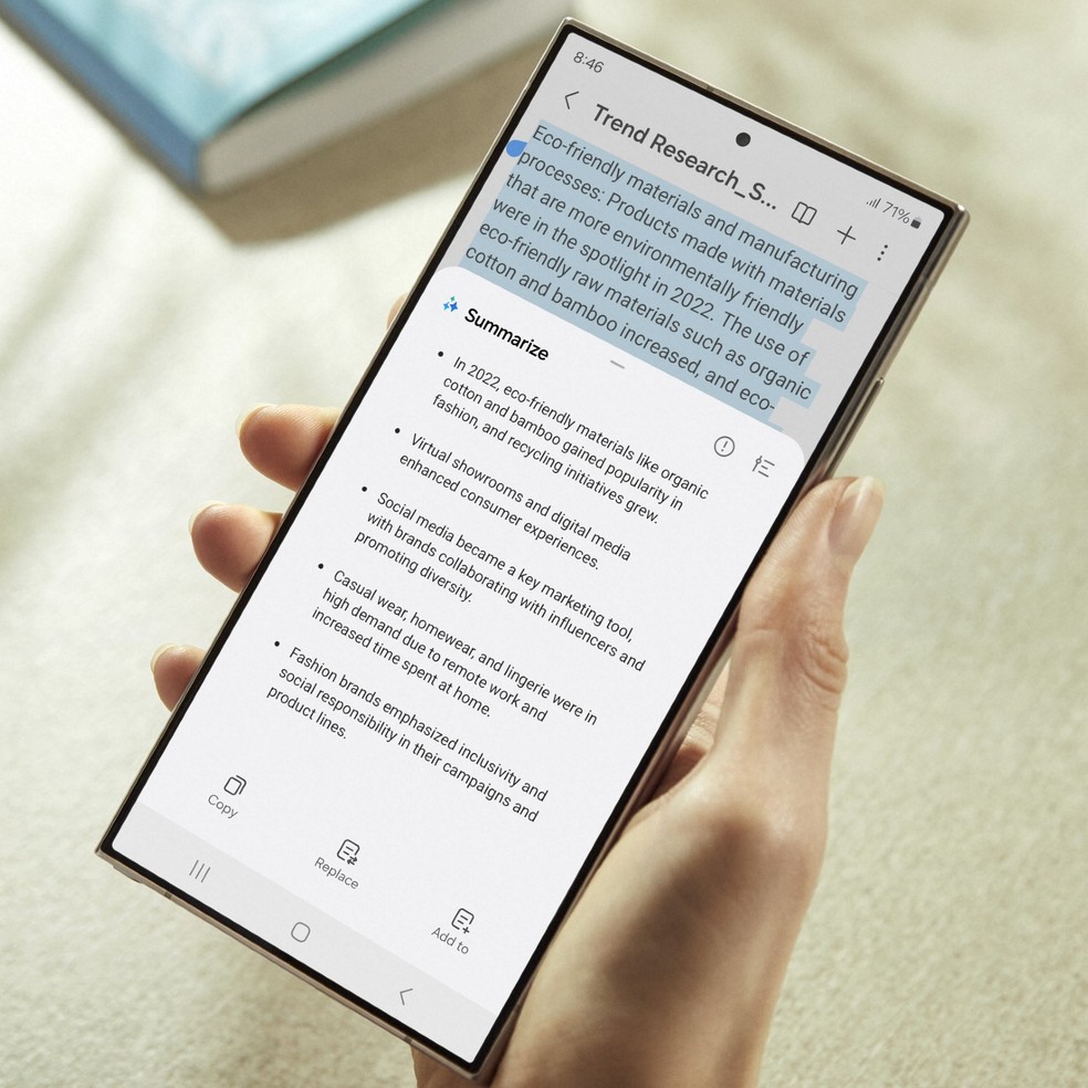 Com o Galaxy AI, é possível fazer resumos de anotações e gravações de áudio no Galaxy S24 — Foto: Divulgação/Samsung