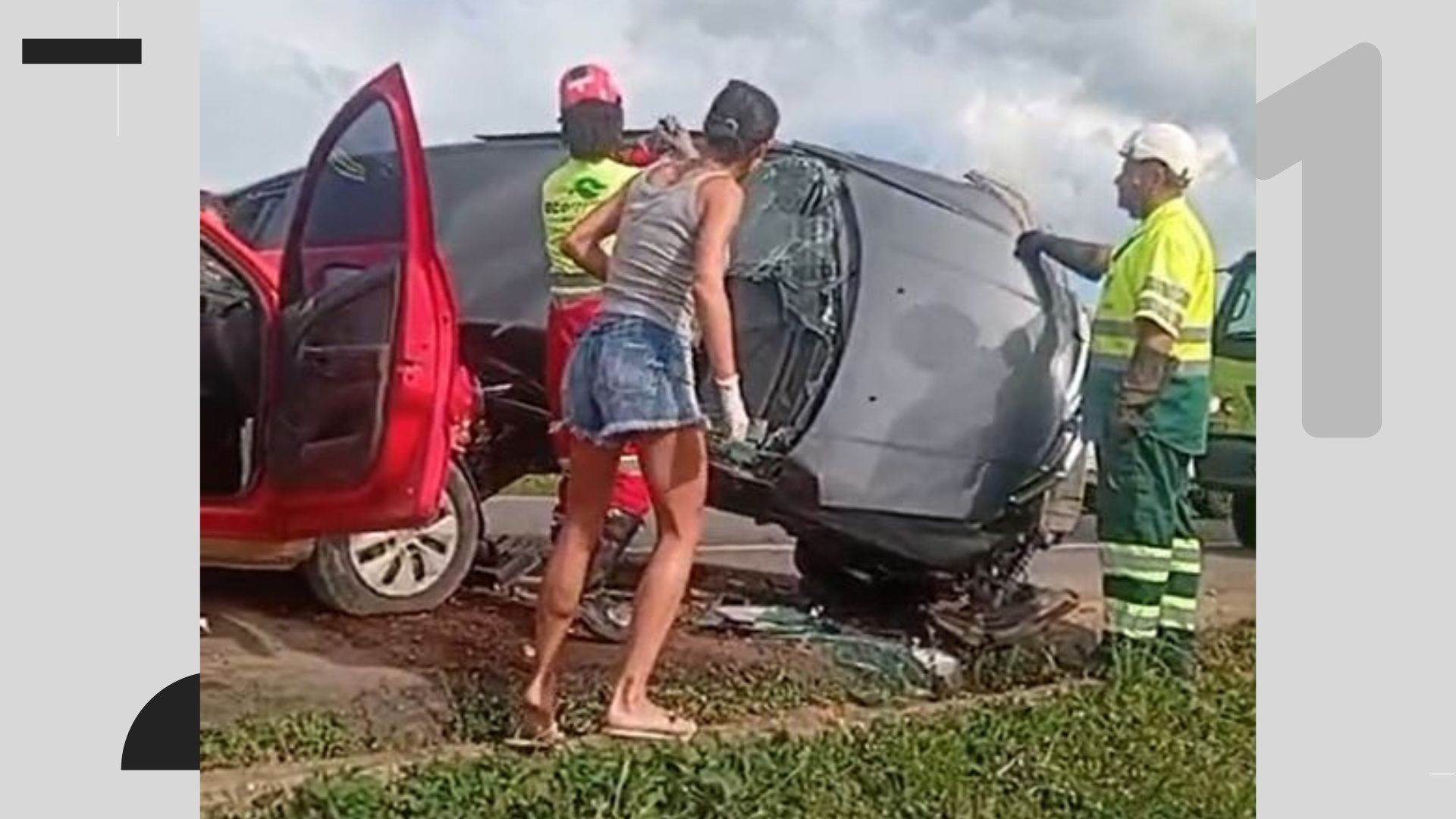 Acidente entre três veículos deixa dois mortos e três feridos na BR-101, em Aracruz