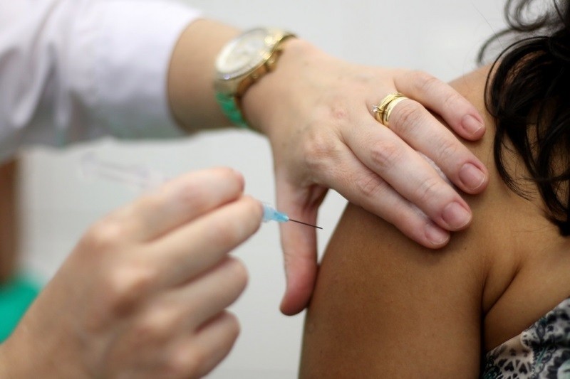 Vacinação contra a gripe para grupos prioritários começa nesta segunda-feira; veja onde se vacinar em Divinópolis 