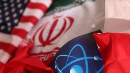 Irã expande atividade nuclear, desafiando 'pressão máxima' dos EUA