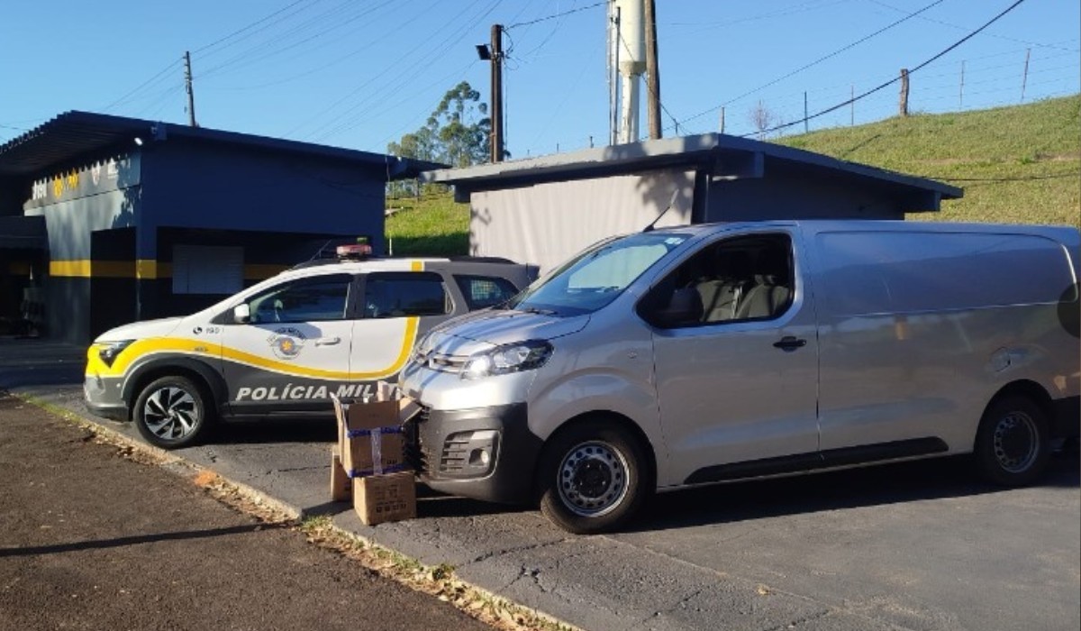 Polícia Rodoviária apreende mais de R$ 650 mil em perfumes sem documentação fiscal no interior de SP