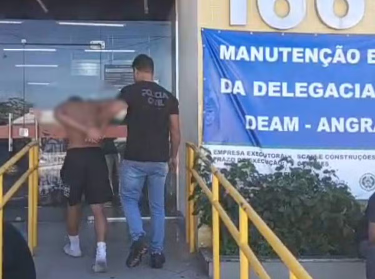 Adolescente é apreendido e jovem preso por tráfico de drogas em Angra dos Reis