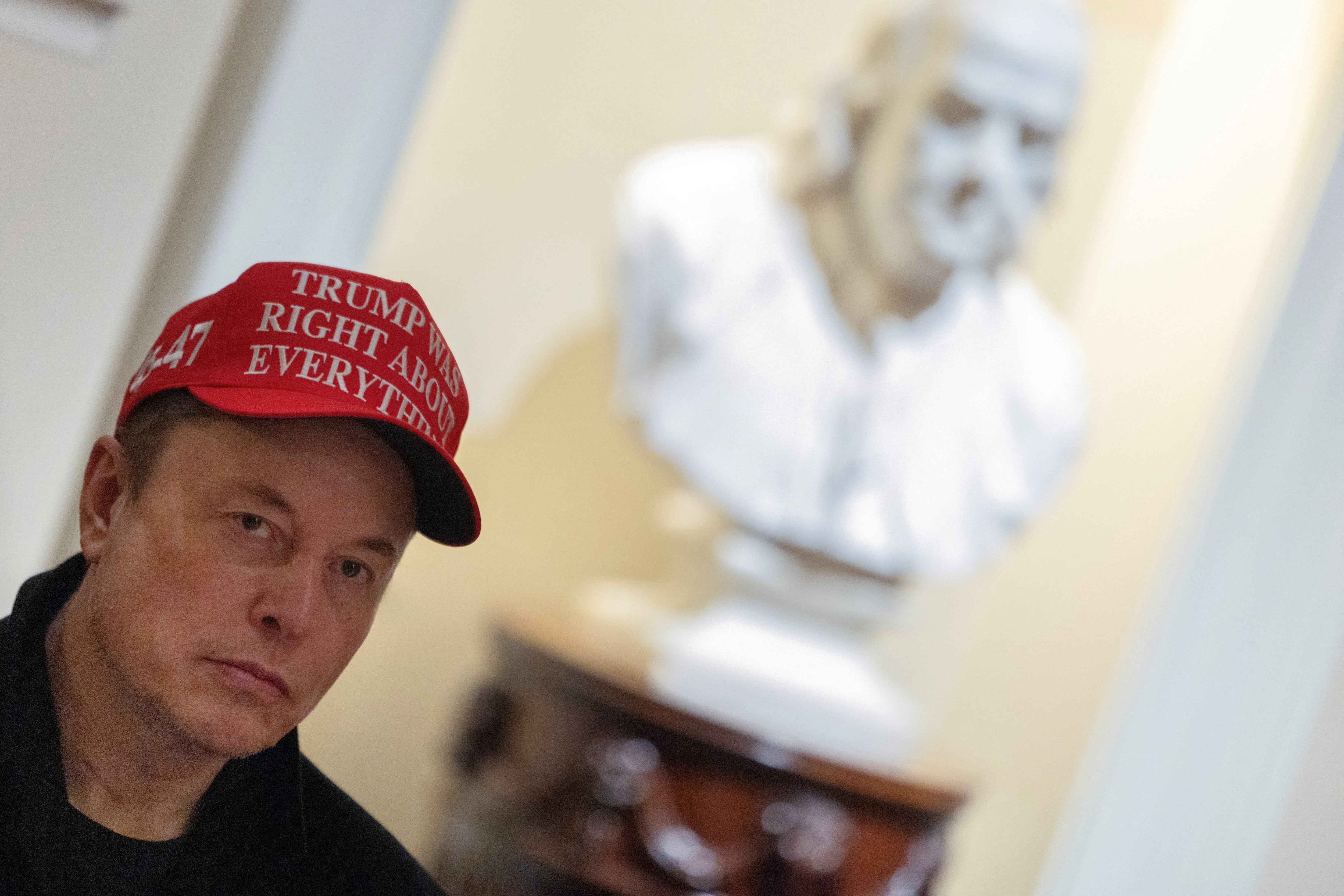 A saída de Musk e a fotografia do governo Trump - O Assunto #1478