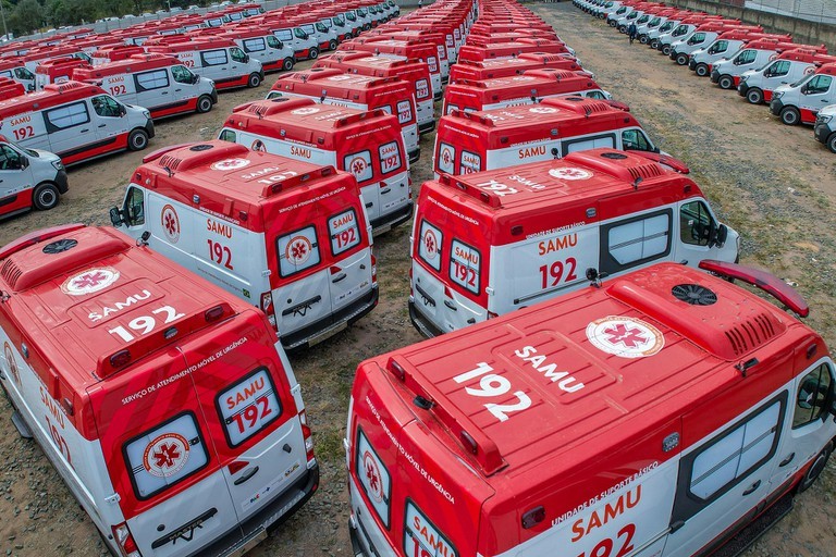 Presidente Lula participa de entrega de ambulâncias do Samu em Sorocaba