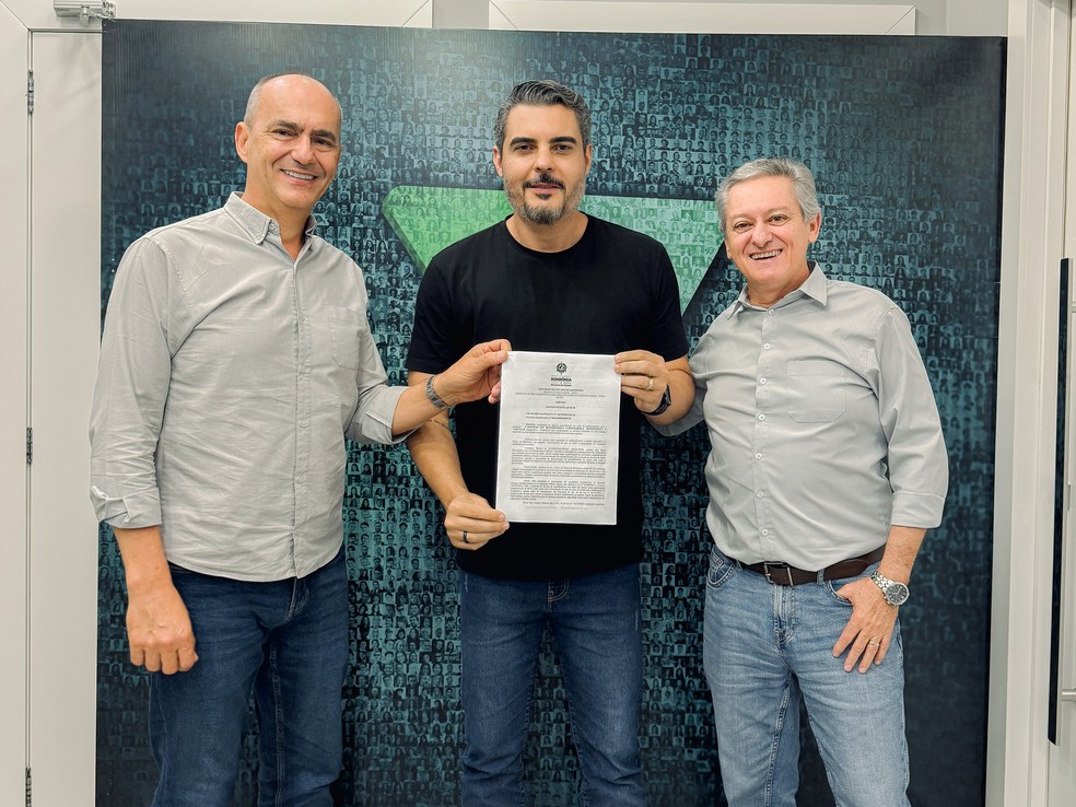Ivan Capra, Thiago Flores e Vilmar Saúgo — Foto: Sicoob Credisul