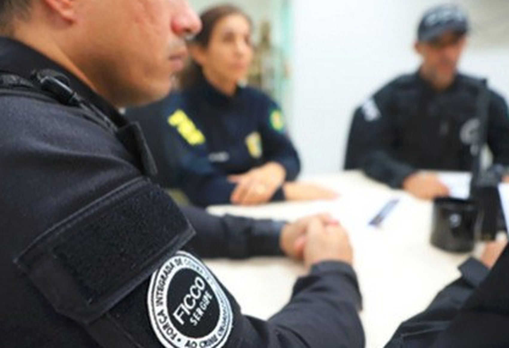 Dois homens são presos em flagrante por tráfico de drogas na rodovia SE-361 em Simão Dias 