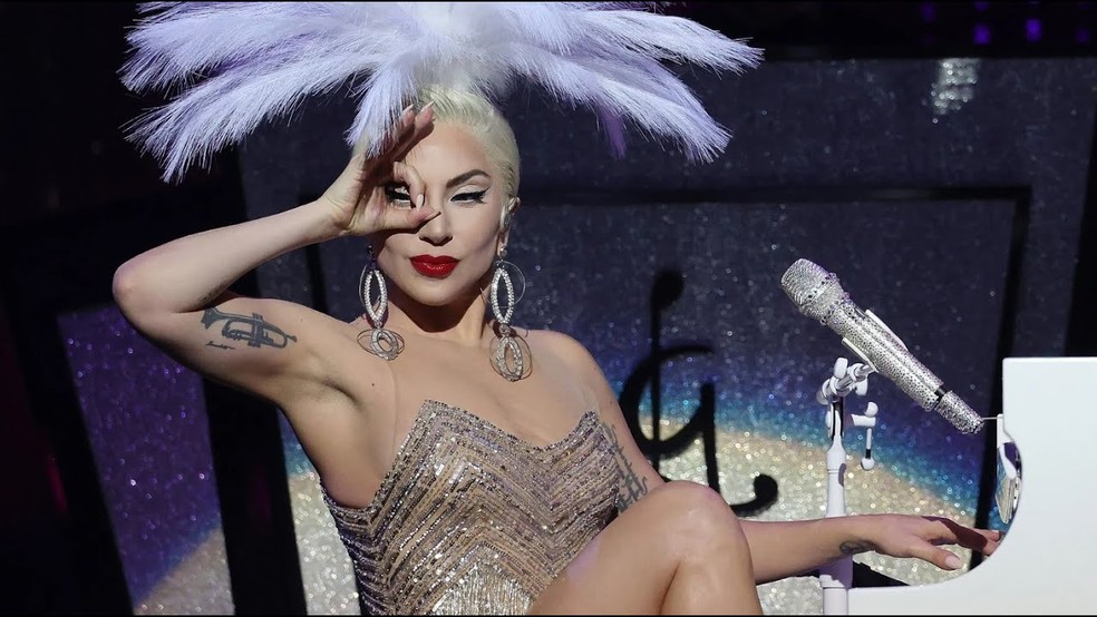 Lady Gaga em apresentação de jazz — Foto: Reprodução/YouTube