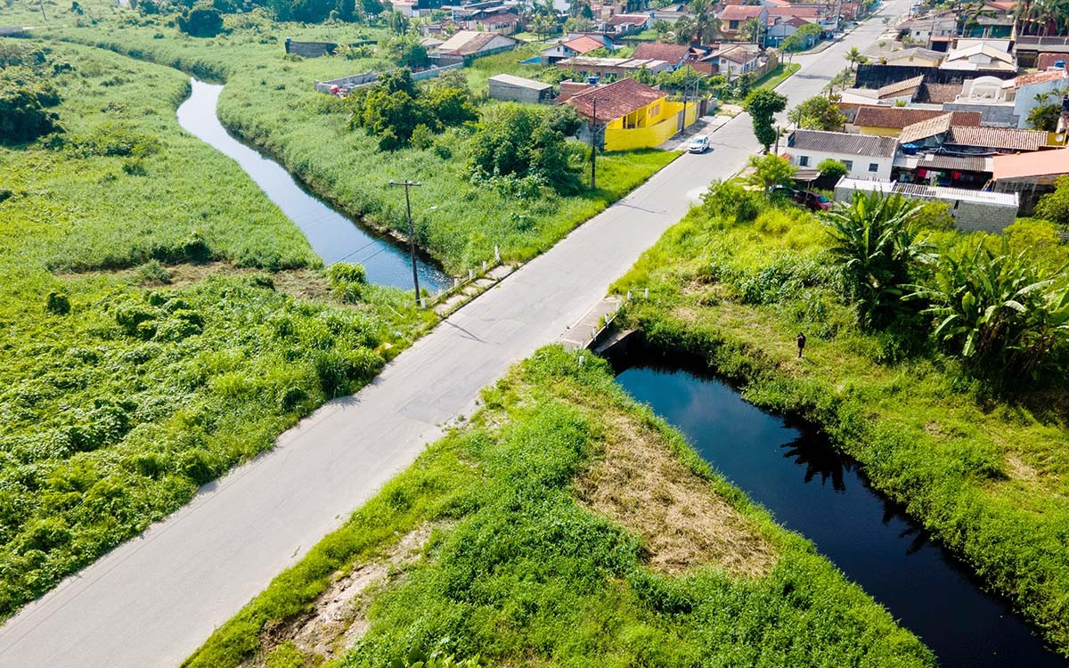 Itanhaém realiza duas grandes obras de drenagem nos rios Campininha e Poço