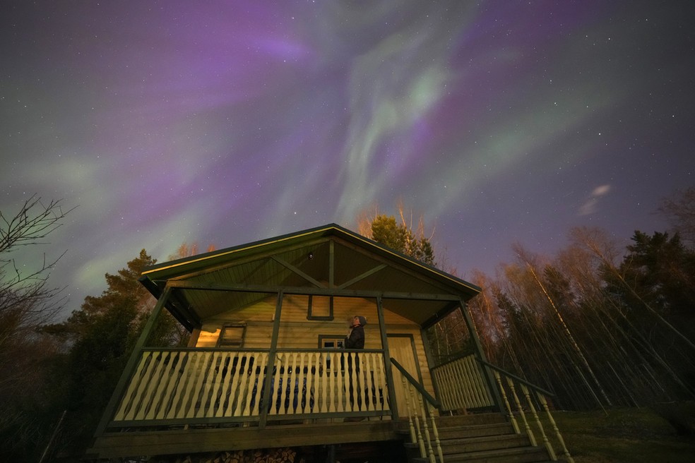 Tempestade solar leva cenas de aurora boreal para regiões nas quais  geralmente não são vistas; veja fotos, Mundo