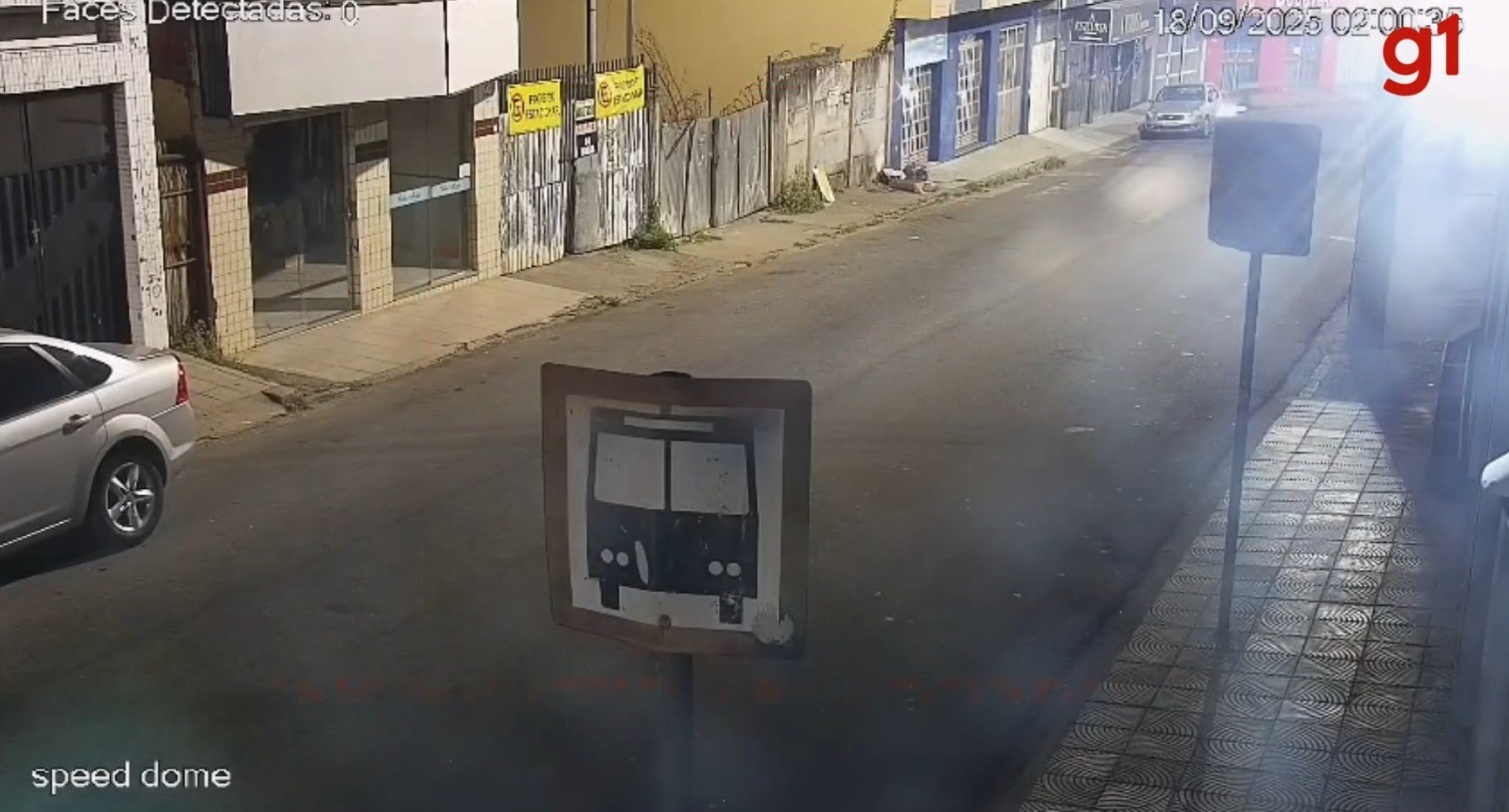 VÍDEO: Motociclista bate em calçada e morre em Ipatinga