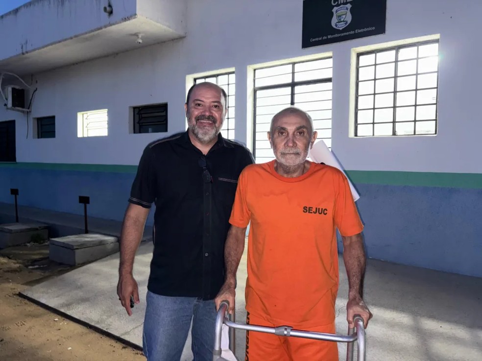 Ex-senador Telmário Mota deixa cadeia para cumprir prisão domiciliar