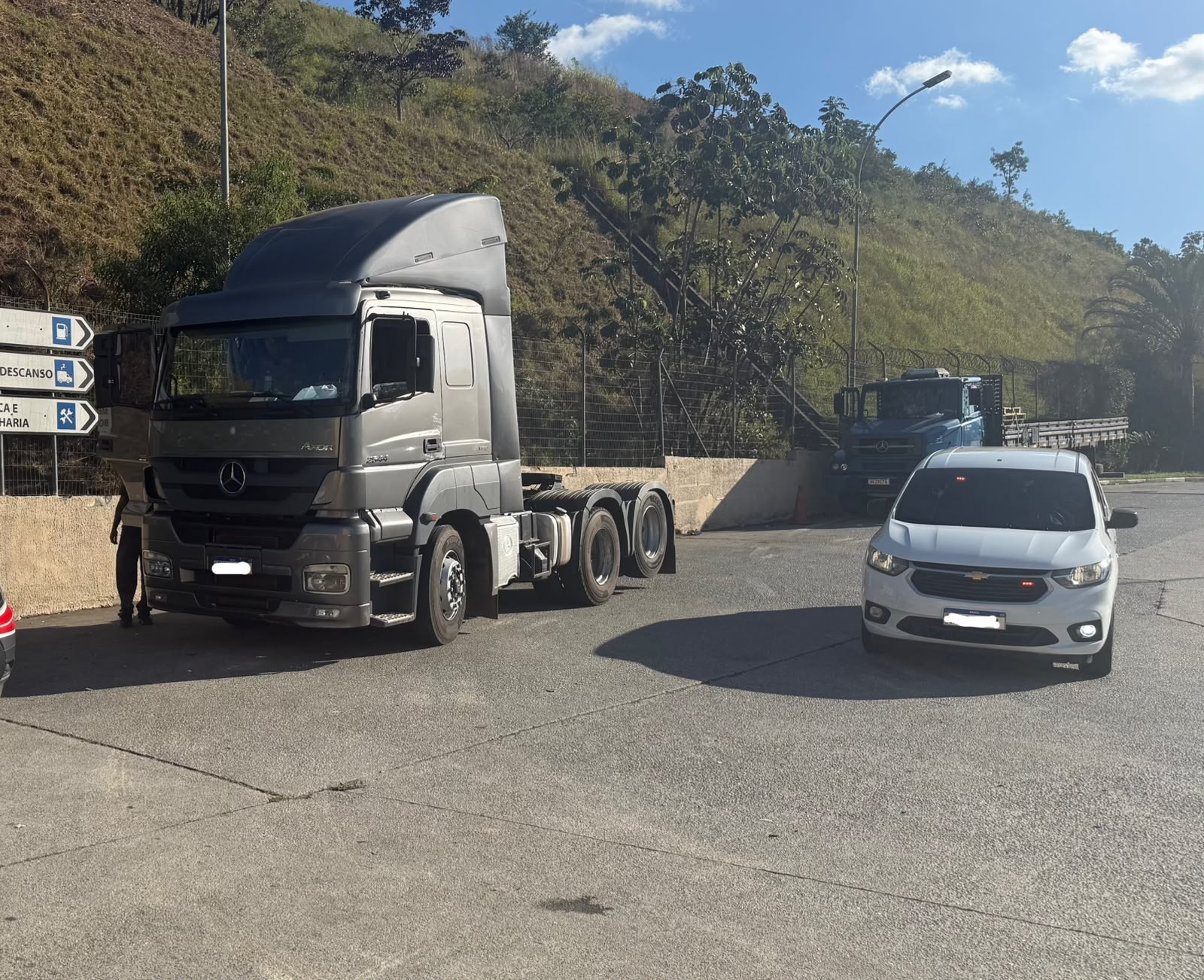 Motorista simula roubo de caminhão para desviar quase 27 toneladas de carne em Bofete