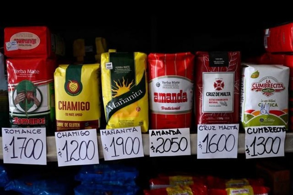 A Argentina tem hoje a inflação mais alta do mundo, 254% ao ano. — Foto: Getty Images via BBC