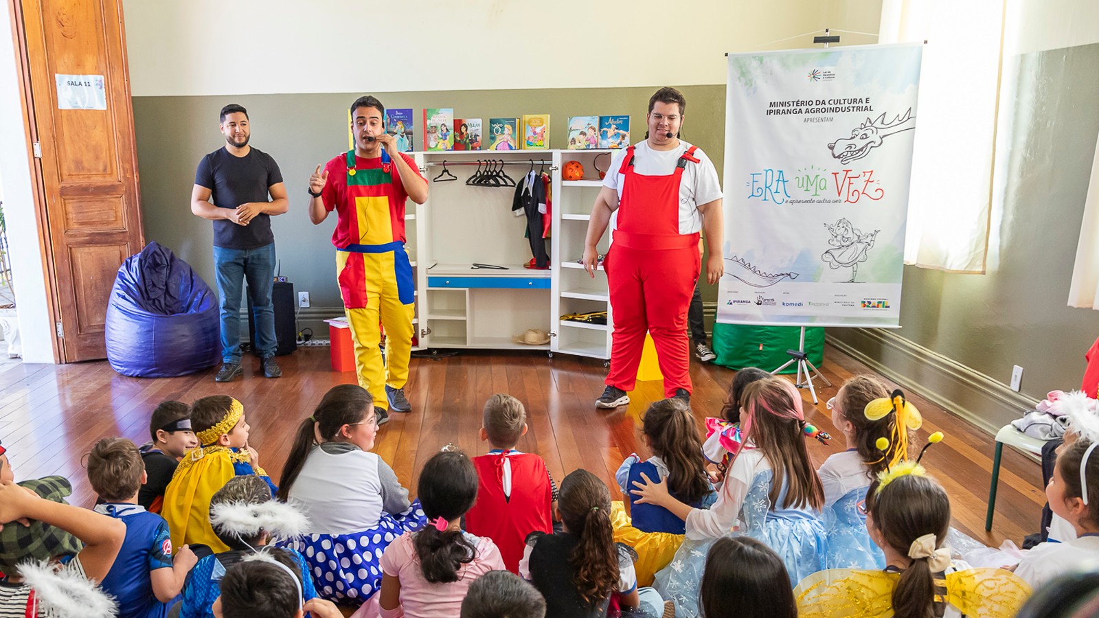 Projeto “Era uma vez...” foi apresentado em escolas de Descalvado/SP e Mococa/SP