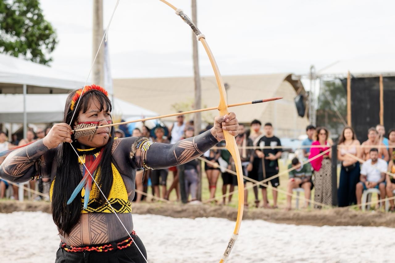 De zarabatana a corrida com tora: jogos indígenas levam disputas ancestrais a Aracruz, no ES; veja FOTOS