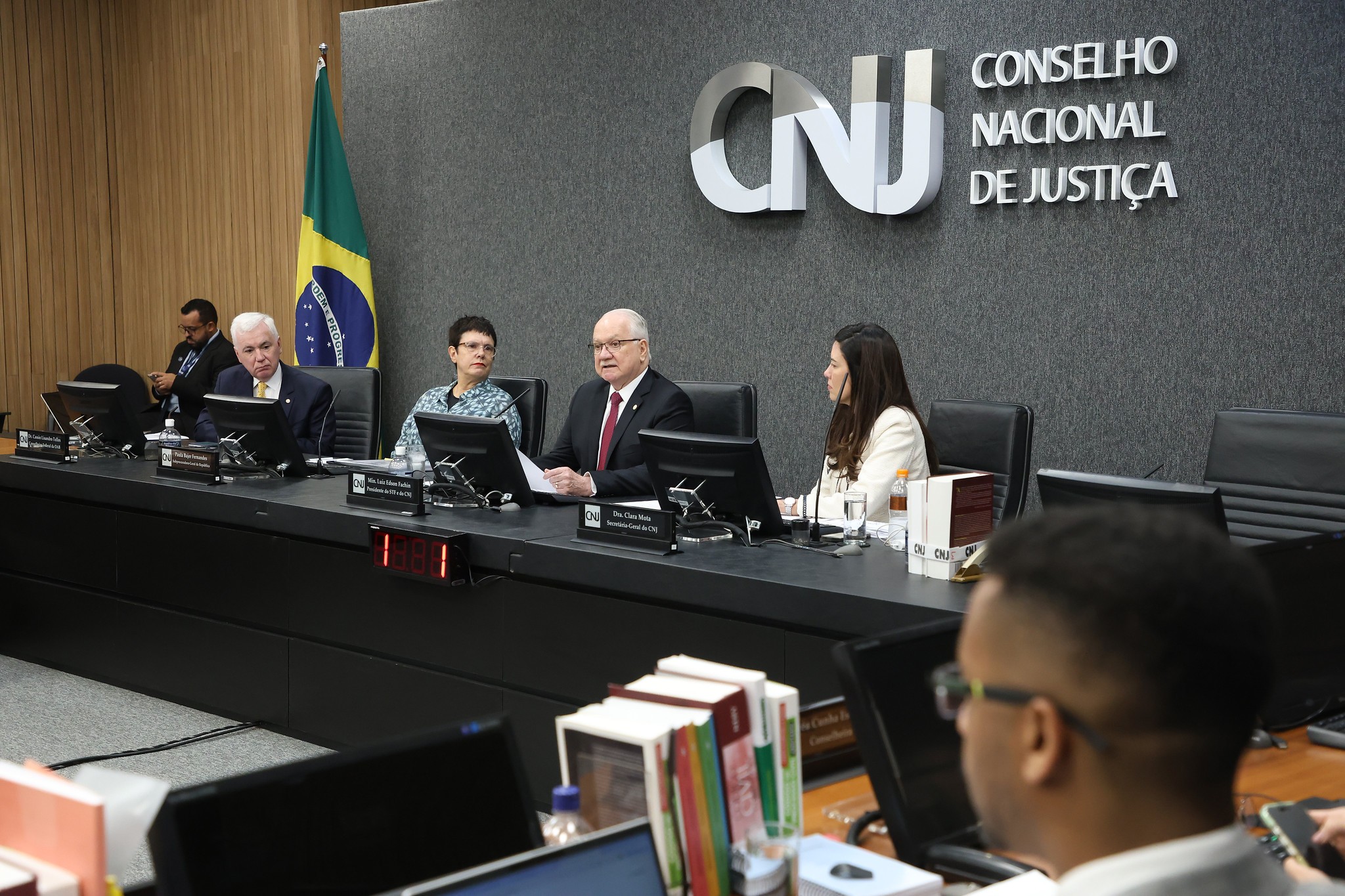 Fachin diz que grupo para revisar penduricalhos deve propor modelo