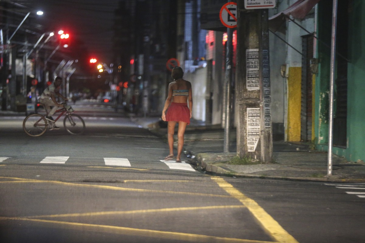 Puta na esquina