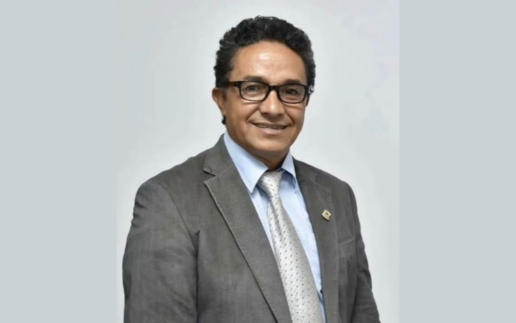 Vereador morre após passar mal em Goiás