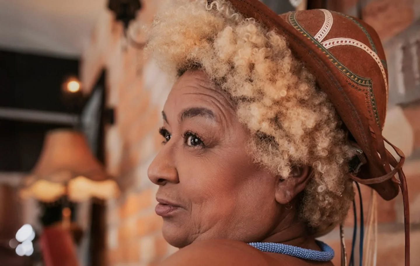 Mãe de Emicida, Dona Jacira tem força e legado eternizados na obra do rapper 