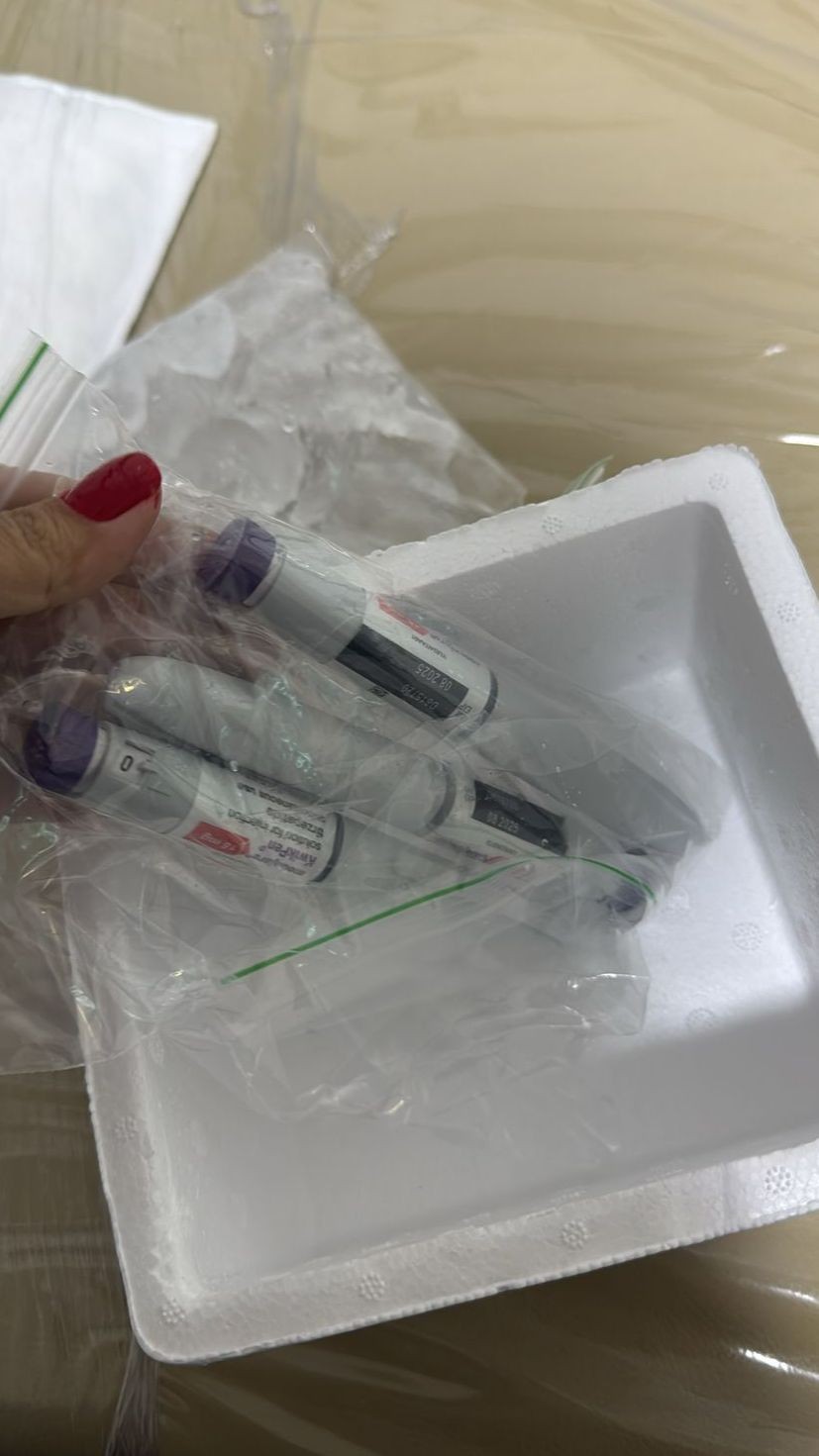 Sem aval, clínicas de estética oferecem caneta emagrecedora Mounjaro em dose fracionada e até por delivery