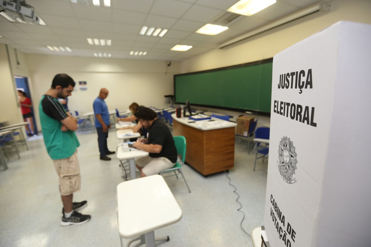 Eleições 2024 veja FOTOS do 1º turno na região de Campinas Eleições