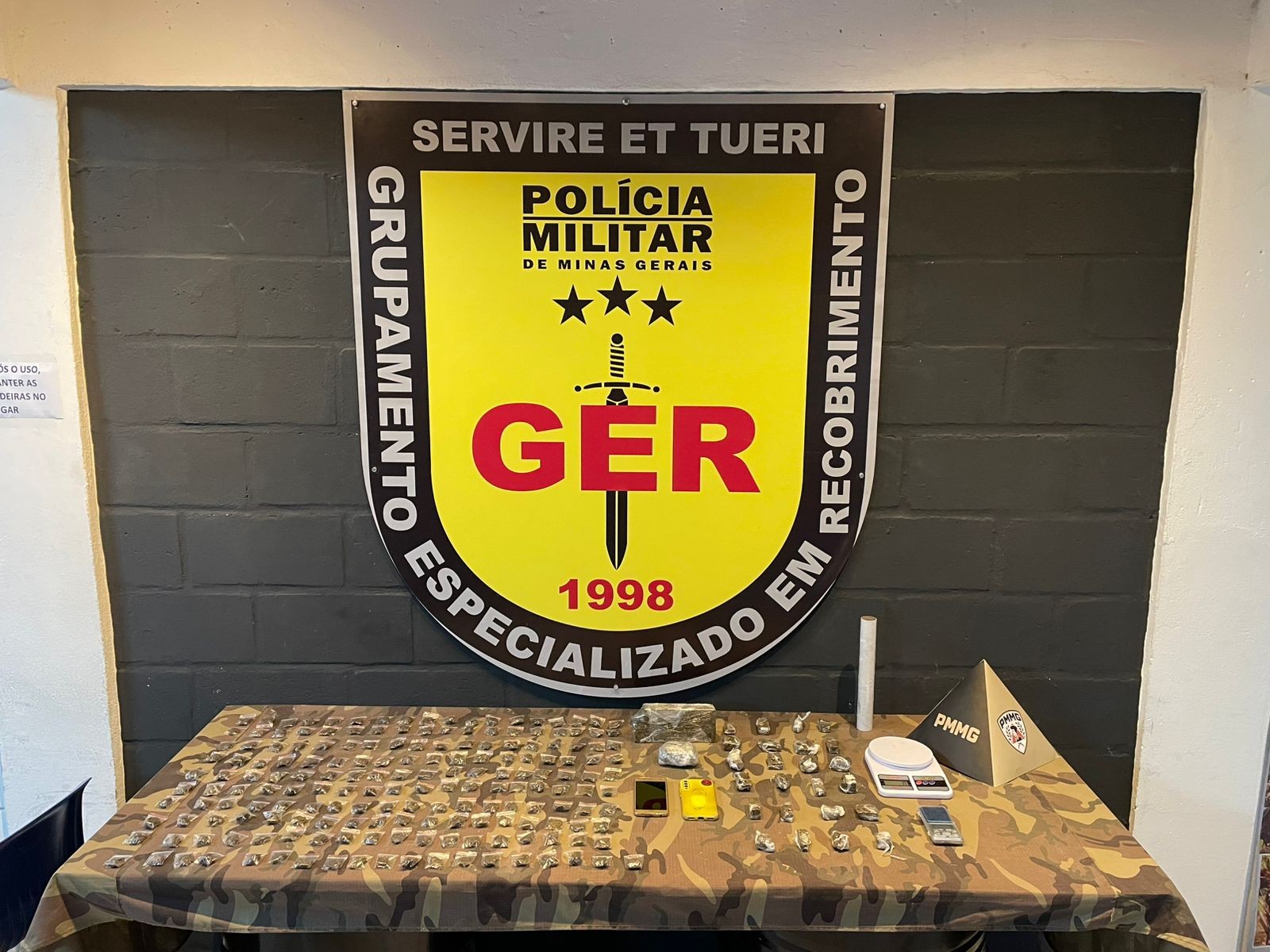 Suspeito de vender maconha a universitários é preso em Juiz de Fora