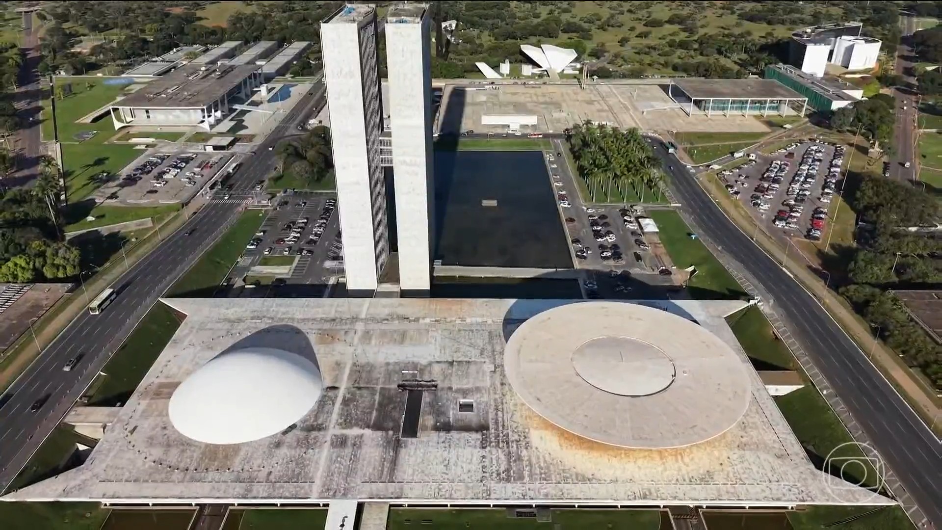 Senado aprova projeto que pode aumentar conta de luz em até R$ 1,5 trilhão, dizem especialistas
