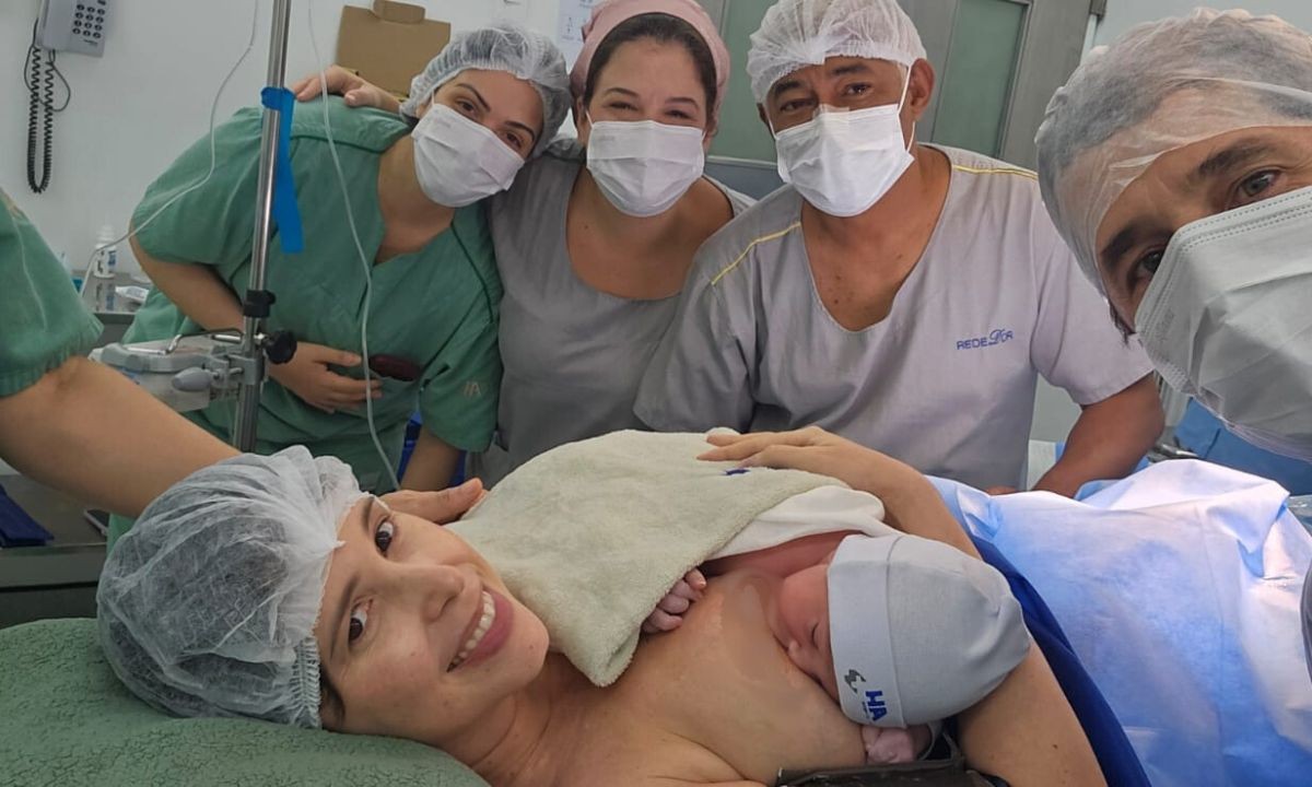 Nasce filho de médica baleada na cabeça durante tentativa de assalto em Salvador