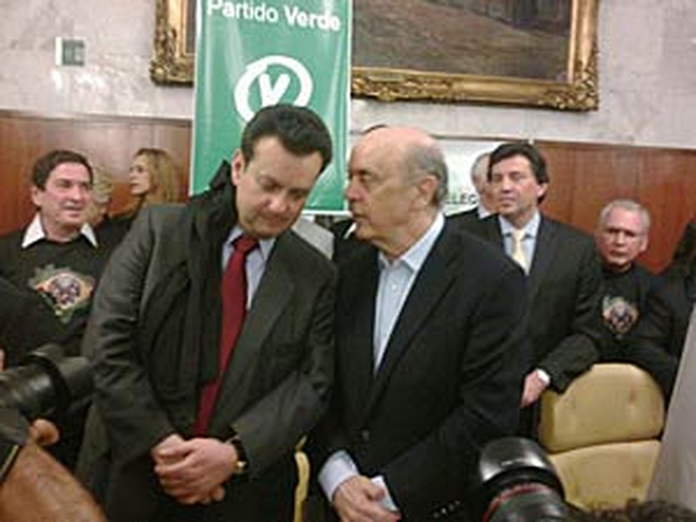 José Serra (PSDB) e Gilberto Kassab (PFL). — Foto: Roney Domngos/G1