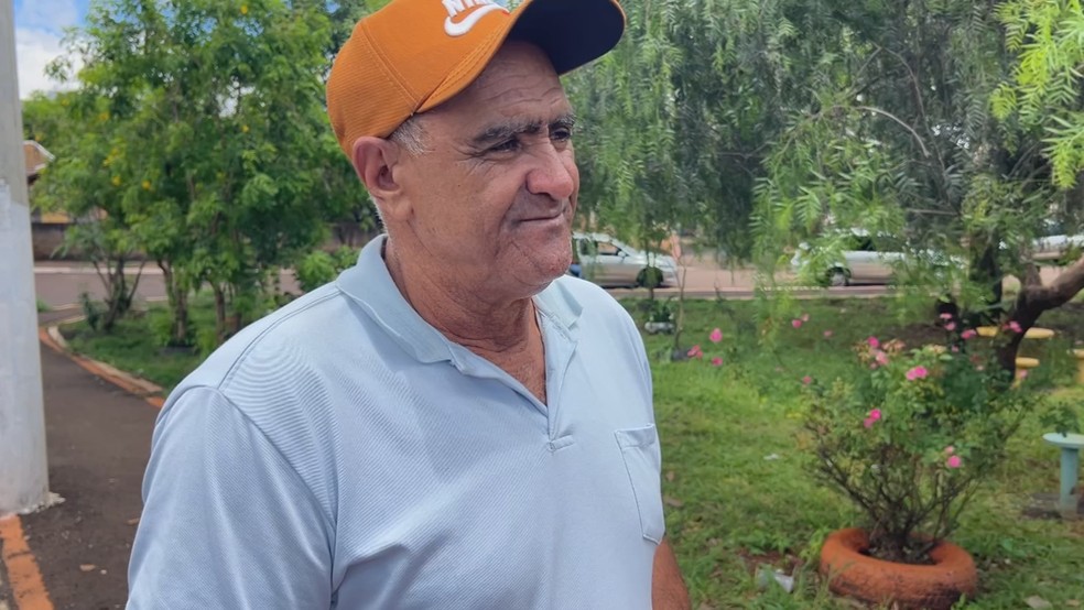 2 de 3
C&iacute;cero de Souza, pai de Atamaris de Souza, diz que filha e companheiro eram muito unidos &mdash; Foto: TV TEM/Reprodu&ccedil;&atilde;o