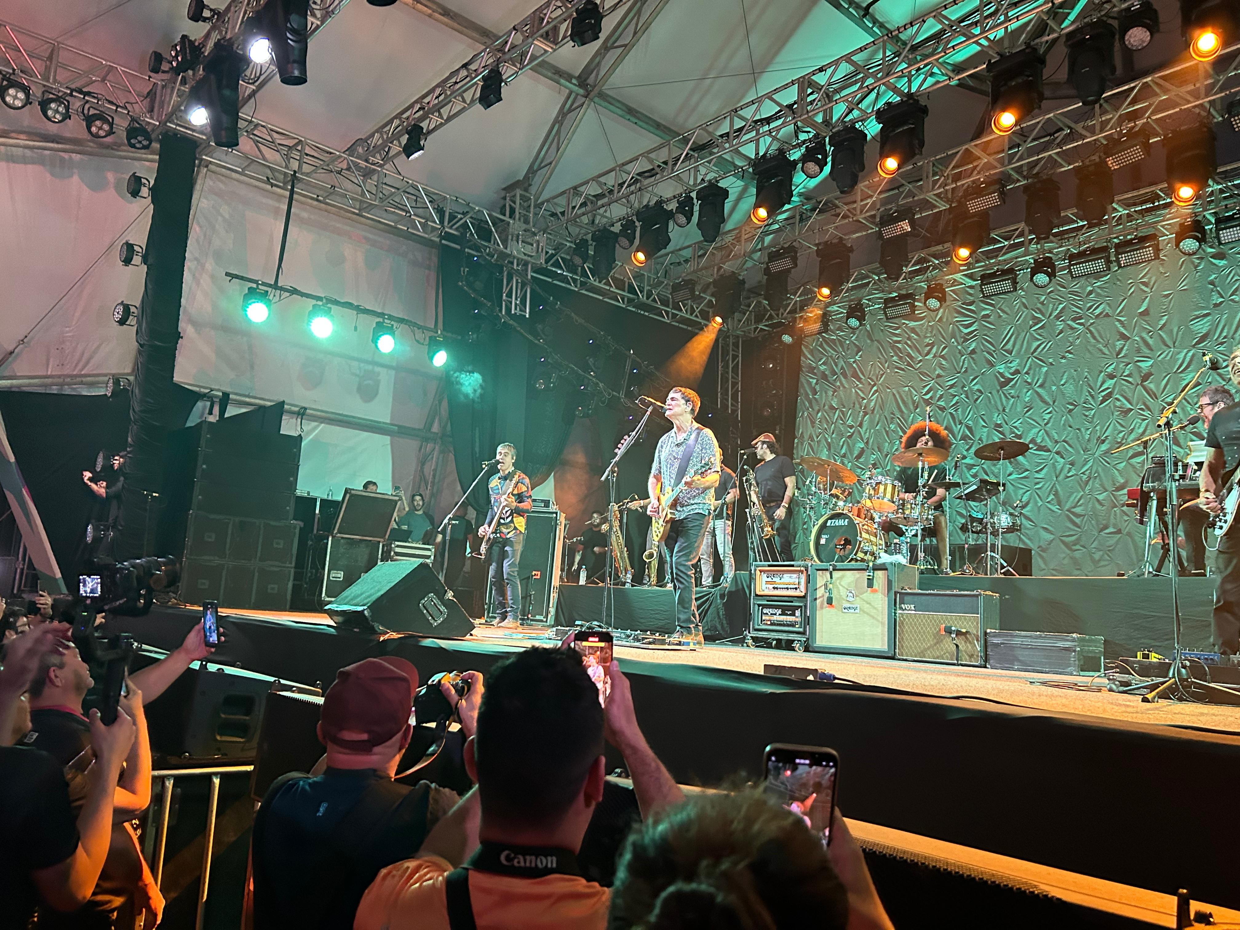 Samuel Rosa defende show gratuito e destaca alegria de cantar em Bonito: ‘Aproxima ainda mais o público’