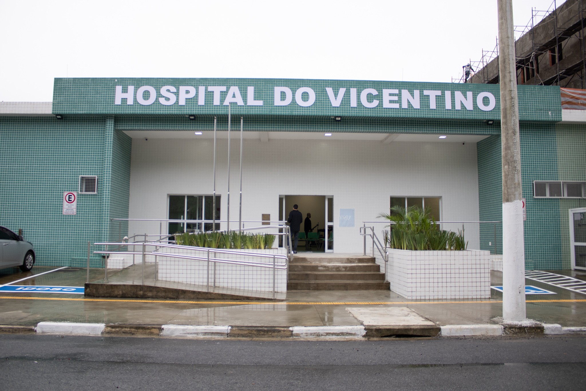 Mulher morre com suspeita de meningite em São Vicente, SP
