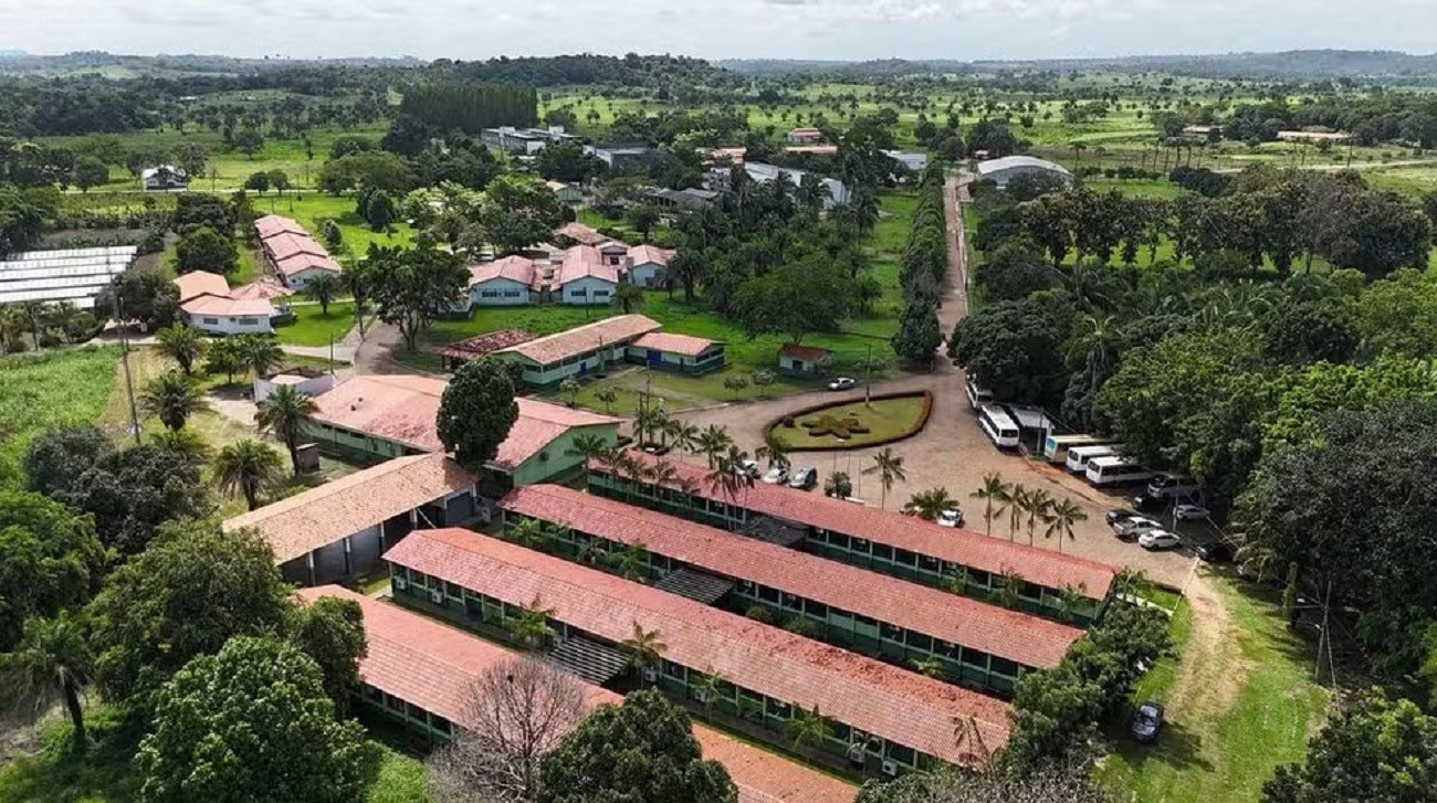 IFTO abre seleção para professores substitutos de língua portuguesa, biologia e história com salários de até R$ 8,5 mil