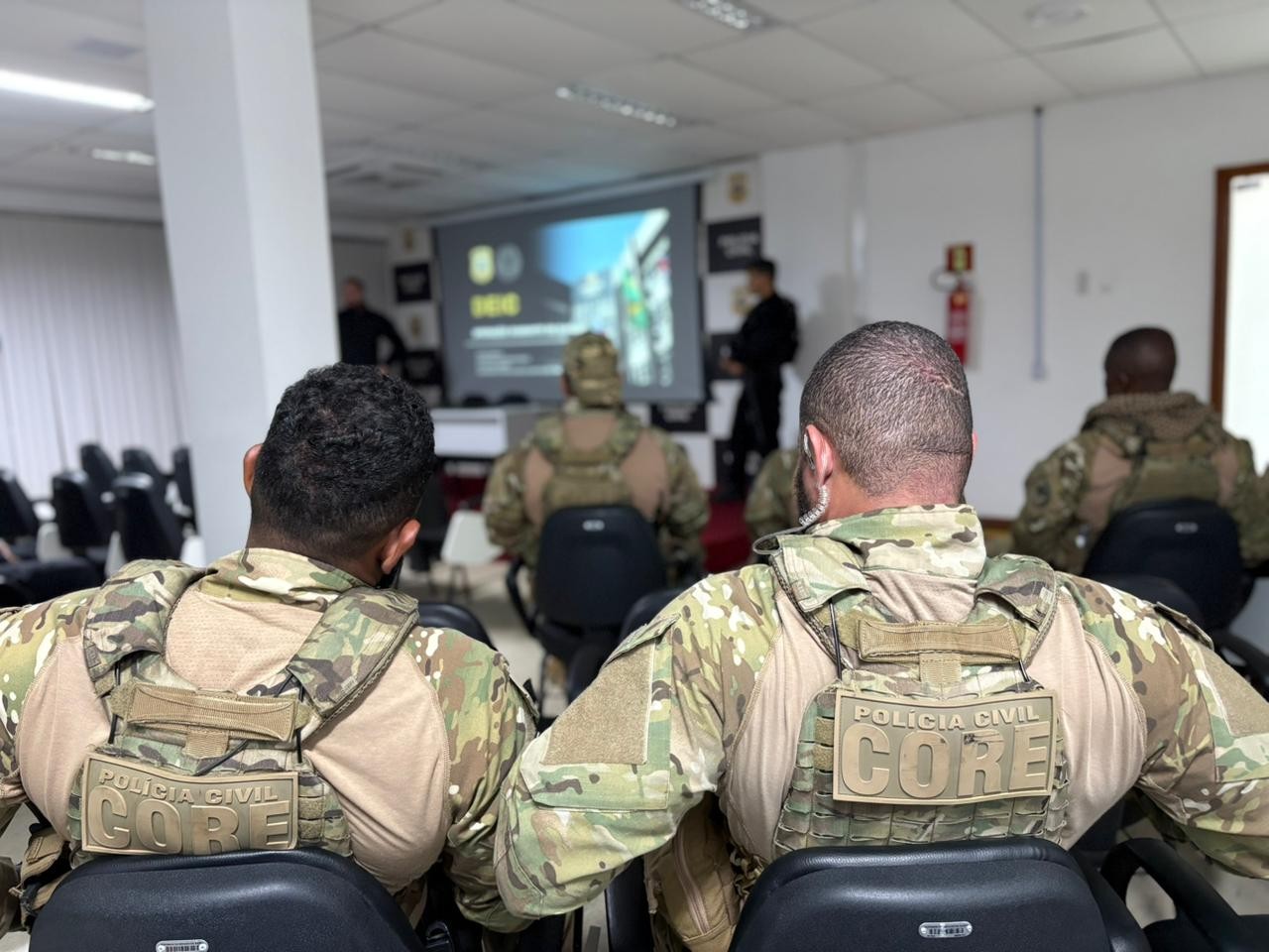 Operação cumpre 83 mandados judiciais em 8 estados contra suspeitos de integrar grupo especializado em furtos a joalherias