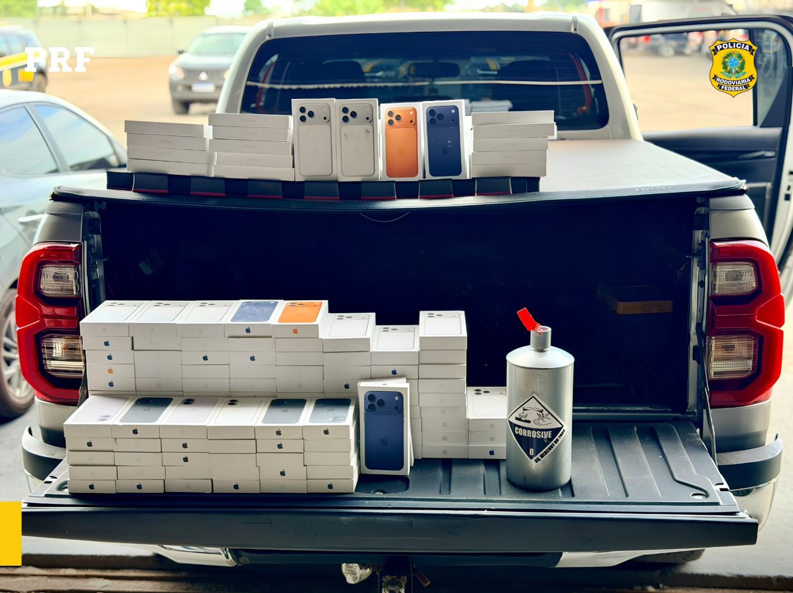PRF apreende 177 iPhones e 34 kg de mercúrio em Boa Vista