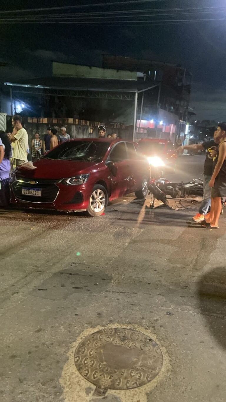 Motociclista é arremessado e morre após colisão contra carro na Zona Sul de Manaus