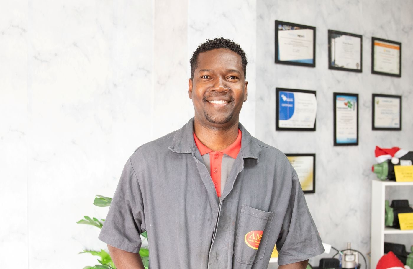 Curso da Prefeitura muda rotina de trabalhador e abre caminho na indústria em São José dos Pinhais