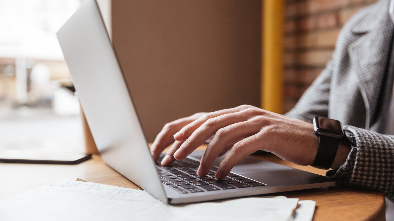 5 erros comuns que locadores cometem — e como evitá-los com garantia digital