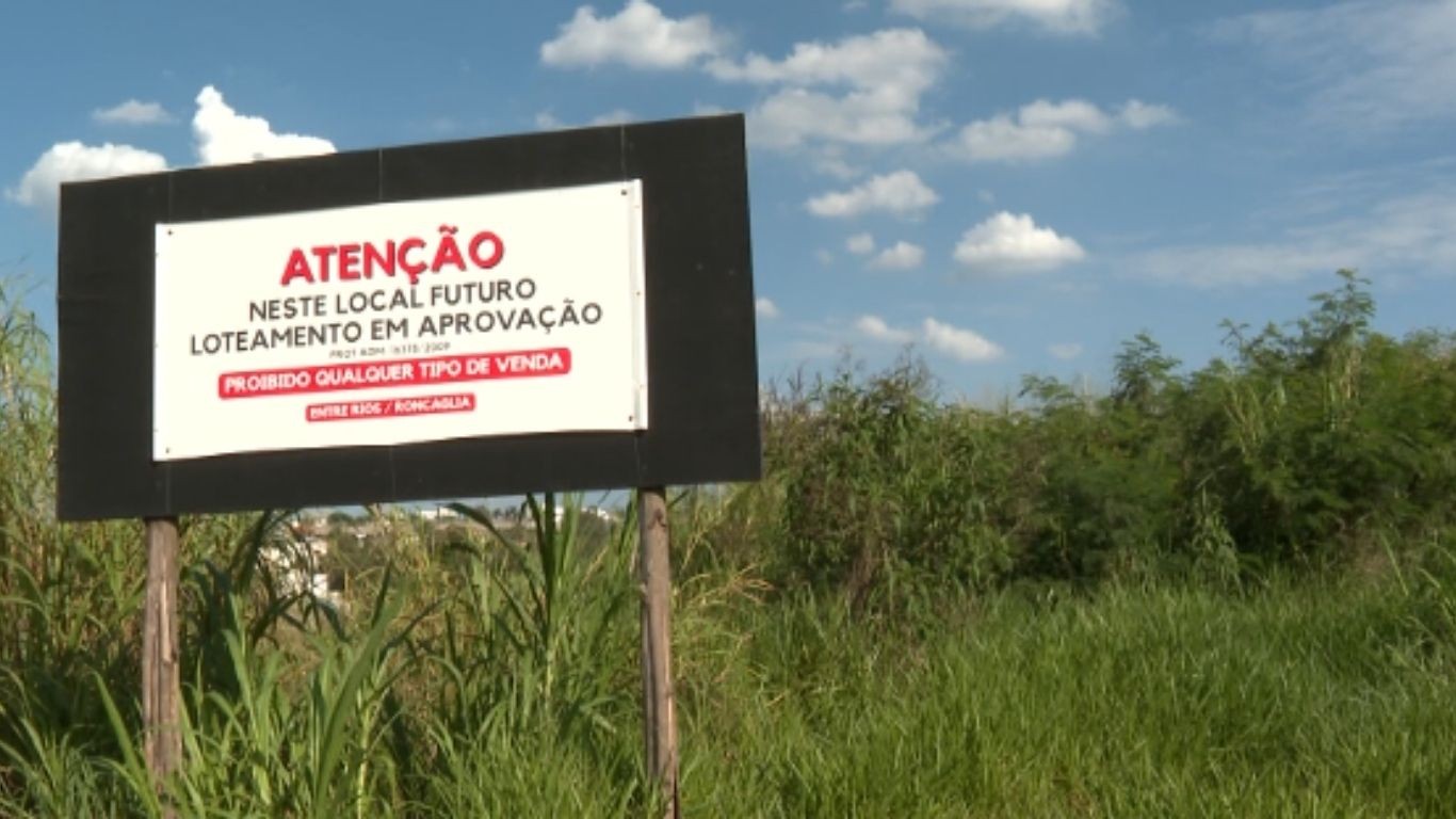 Compradores de loteamento irregular em Valinhos esperam há 17 anos para construir e estimam prejuízo de R$ 26 milhões