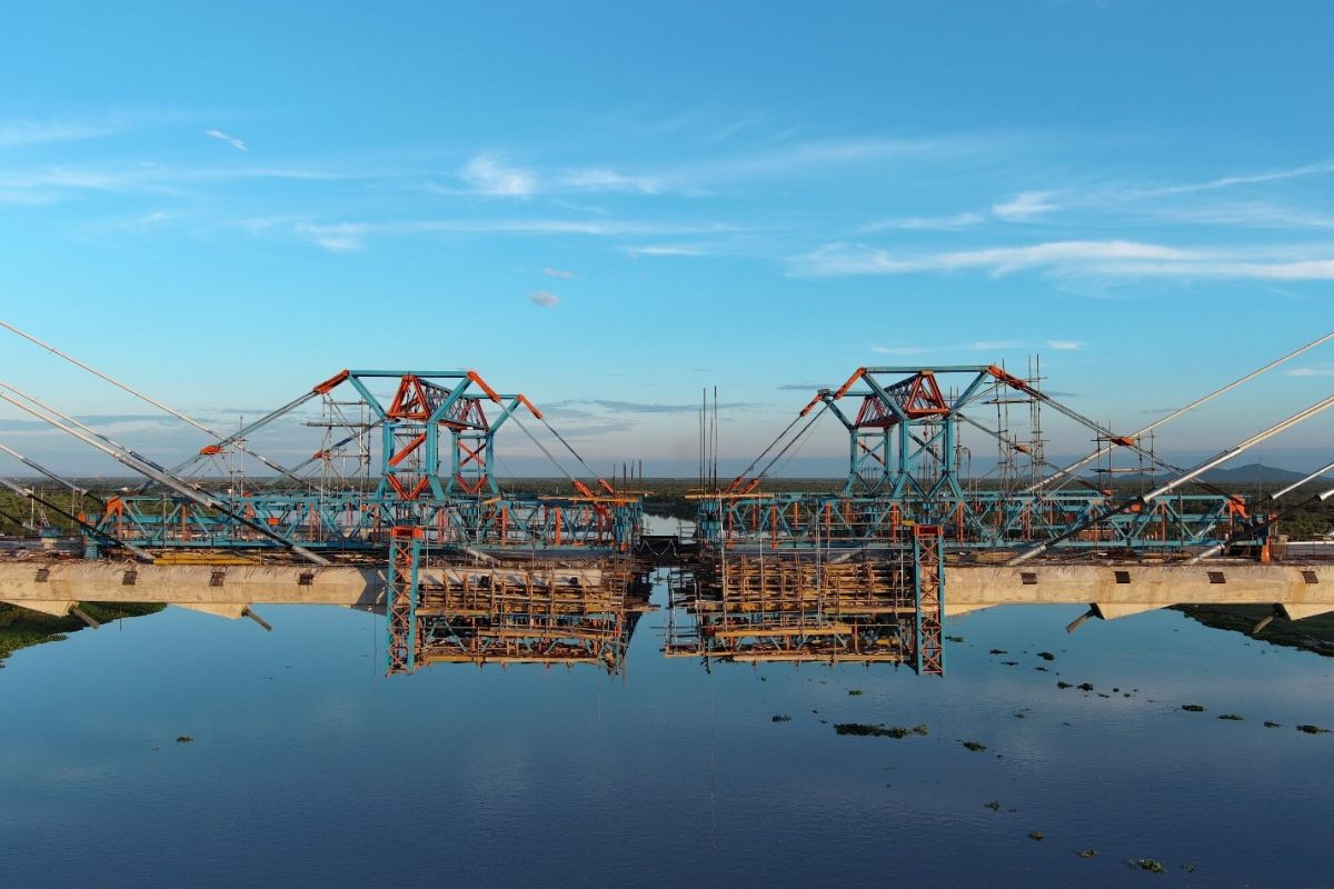 Ponte Bioceânica tem último segmento concretado e entra na fase final para conectar oceanos Atlântico e Pacífico