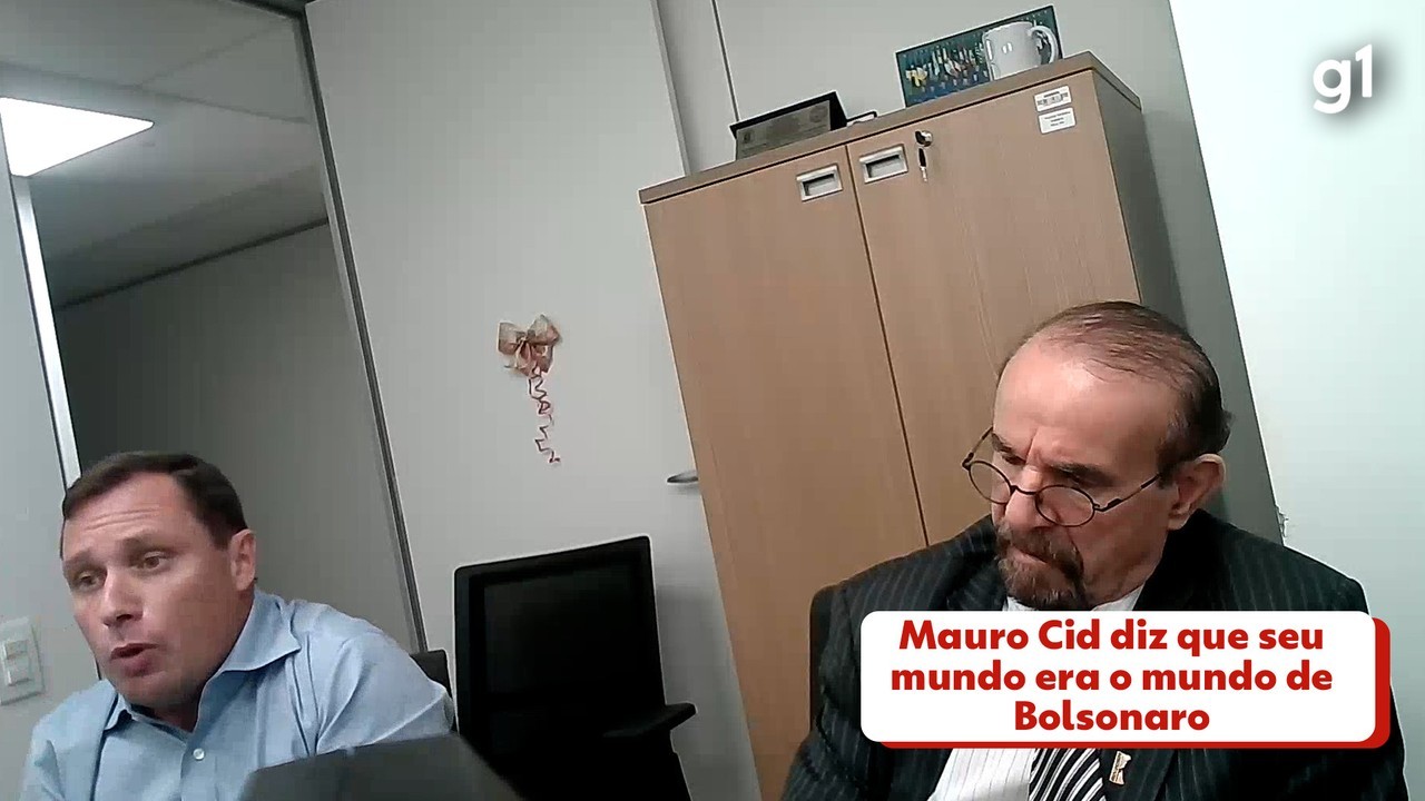 Em vídeo, Mauro Cid nega articular plano golpista: 'Meu mundo era o presidente'